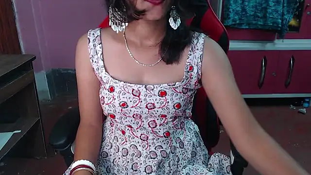 Snapshot of Angel_Alison_ chatting on 02-12-25, 09:33 Angel Alison  online show from 02-12-25, 09:33