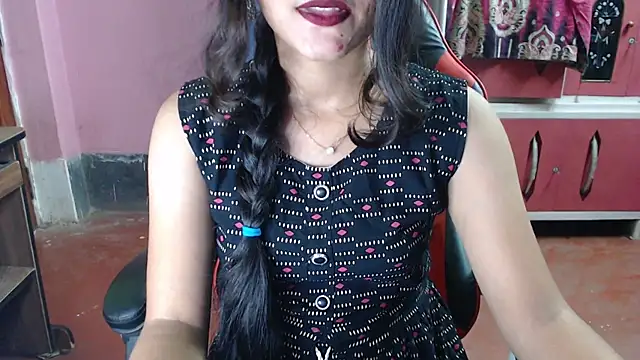 Snapshot of Angel_Alison_ chatting on 10-28-25, 06:32 Angel Alison online show from 10-28-25, 06:32