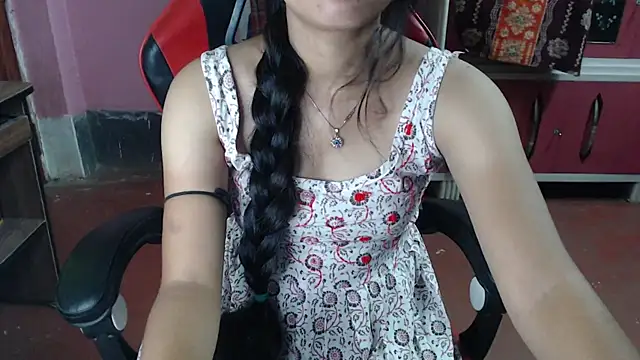Snapshot of Angel_Alison_ chatting on 05-18-26, 06:36 Angel Alison online show from 05-18-26, 06:36