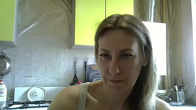 Snapshot of AshleyXHoney chatting on 05-07-26, 06:41 AshleyXHoney online show from 05-07-26, 06:41