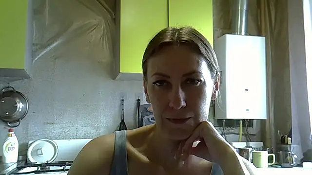 Snapshot of AshleyXHoney chatting on 05-25-26, 07:25 AshleyXHoney online show from 05-25-26, 07:25