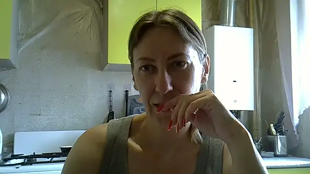 Snapshot of AshleyXHoney chatting on 07-01-26, 06:37 AshleyXHoney online show from 07-01-26, 06:37