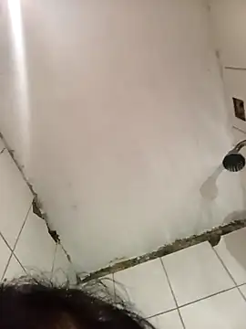 Snapshot of ladygmusic chatting on 09-22-25, 04:58 ladygmusic online show from 09-22-25, 04:58