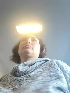 MilfyMrsRobinson online show from 01-13-26, 01:16