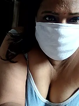 Love Jenny online show from 05-05-26, 03:47