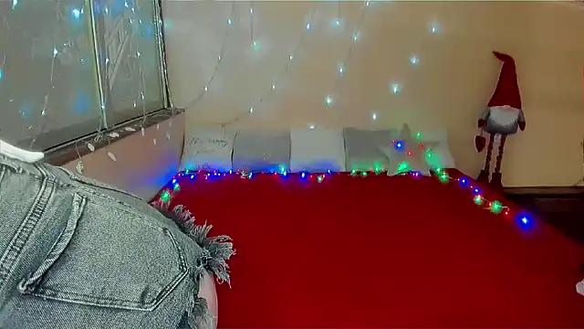 LizaSenri online show from 01-08-25, 02:03