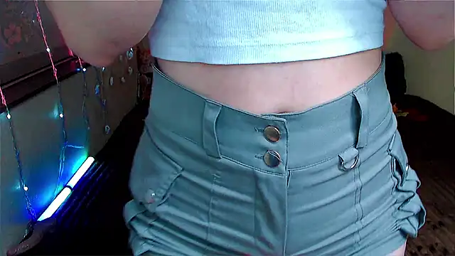 LizaSenri online show from 10-04-25, 07:06