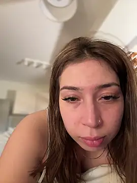 Snapshot of KimArts chatting on 01-26-25, 10:24 KimArts online show from 01-26-25, 10:24