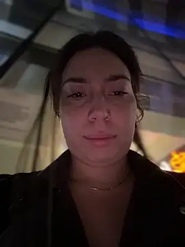 Snapshot of KimArts chatting on 10-24-25, 04:58 KimArts online show from 10-24-25, 04:58