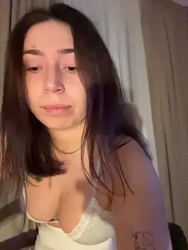 Snapshot of KimArts chatting on 11-11-25, 06:41 KimArts online show from 11-11-25, 06:41