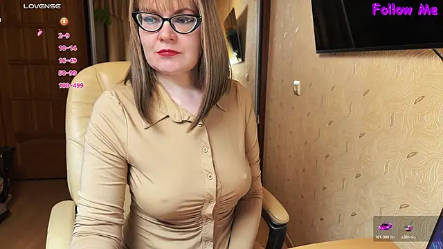 MyLadySkyLuck online show from 06-11-26, 05:22
