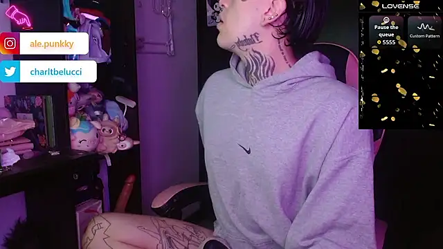 charlotbelucci  online show from 01-16-26, 08:18