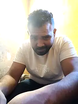 Snapshot of ListedLoin chatting on 01-11-25, 01:53 ListedLoin online show from 01-11-25, 01:53