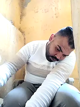 Snapshot of ListedLoin chatting on 01-28-25, 08:04 ListedLoin online show from 01-28-25, 08:04