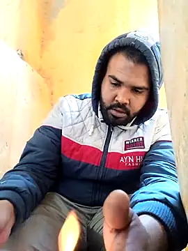 Snapshot of ListedLoin chatting on 02-10-25, 09:25 ListedLoin online show from 02-10-25, 09:25