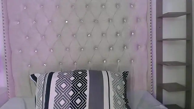 Abril Squirt online show from 05-15-26, 10:39