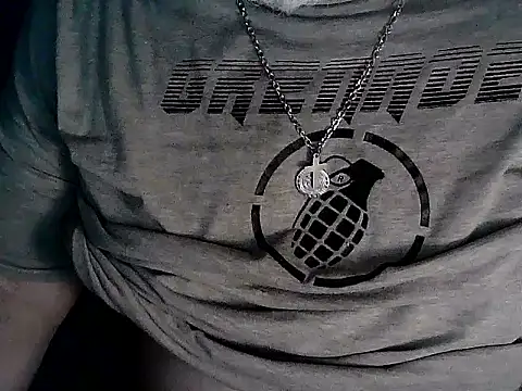 Snapshot of cashot58 chatting on 10-16-25, 03:35 cashot58 online show from 10-16-25, 03:35