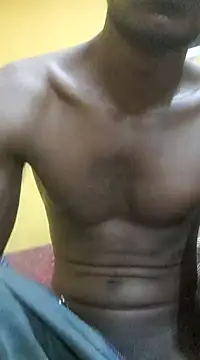 Snapshot of Tamil_boy_age28 chatting on 12-29-24, 10:36 Tamil boy age28 online show from 12-29-24, 10:36