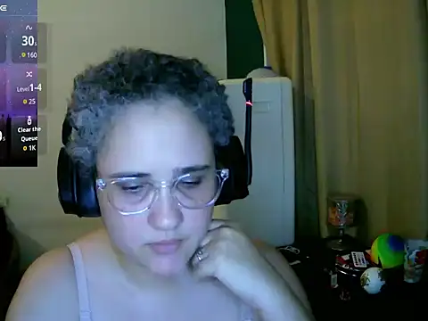 Snapshot of lolalicious_758 chatting on 09-14-25, 11:48 lolalicious 758 online show from 09-14-25, 11:48