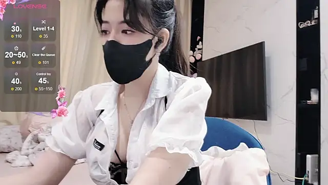 TuyetNhi2k6 online show from 02-21-25, 02:17