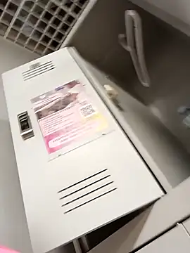 hugebobbs online show from 01-30-25, 01:21