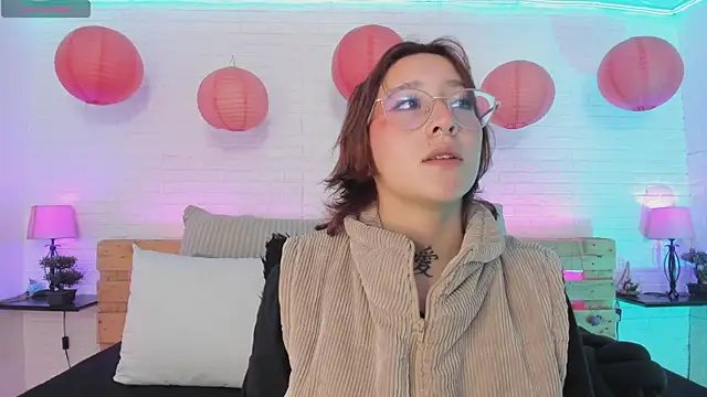 Snapshot of sofi_bakerr chatting on 02-06-25, 11:32 sofi bakerr online show from 02-06-25, 11:32