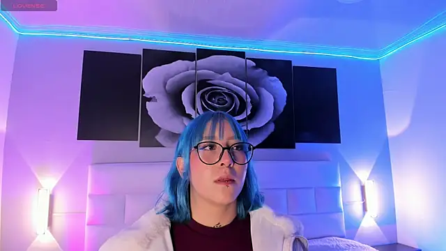 Snapshot of sofi_bakerr chatting on 09-13-25, 11:32 sofi bakerr online show from 09-13-25, 11:32