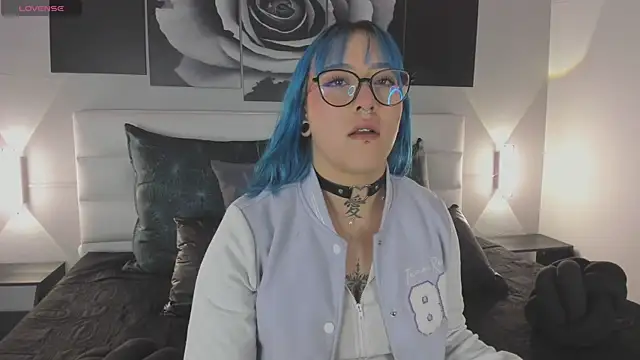 Snapshot of sofi_bakerr chatting on 11-28-25, 11:35 sofi bakerr online show from 11-28-25, 11:35