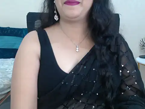 Snapshot of Inviting_Aanya chatting on 12-31-24, 12:46 Inviting Aanya online show from 12-31-24, 12:46