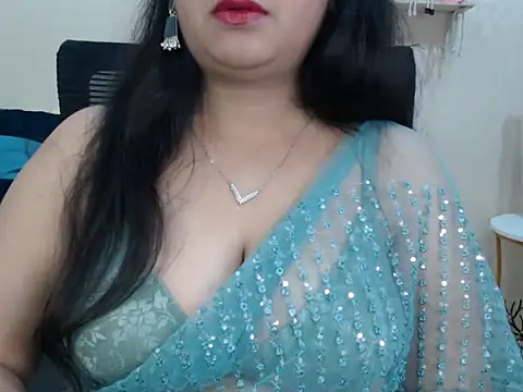 Snapshot of Inviting_Aanya chatting on 02-13-25, 05:16 Inviting Aanya online show from 02-13-25, 05:16