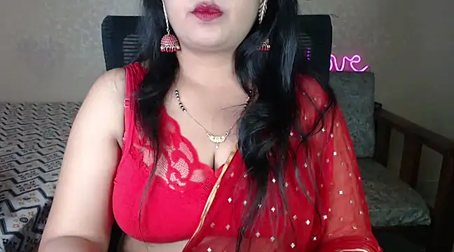 Snapshot of Inviting_Aanya chatting on 03-16-25, 06:01 Inviting Aanya online show from 03-16-25, 06:01