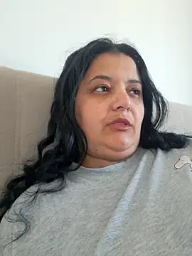 sarahhh1987 online show from 04-20-26, 06:38