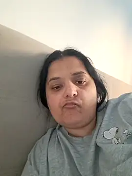 sarahhh1987 online show from 04-20-26, 06:42