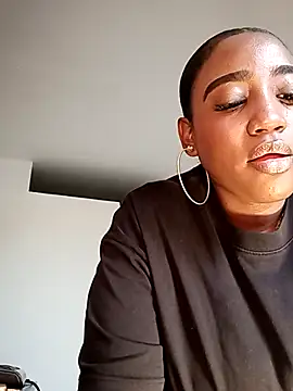 Perlasexyu1 online show from 09-19-25, 01:56