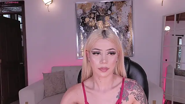 HannaConnor  online show from 05-20-26, 08:37