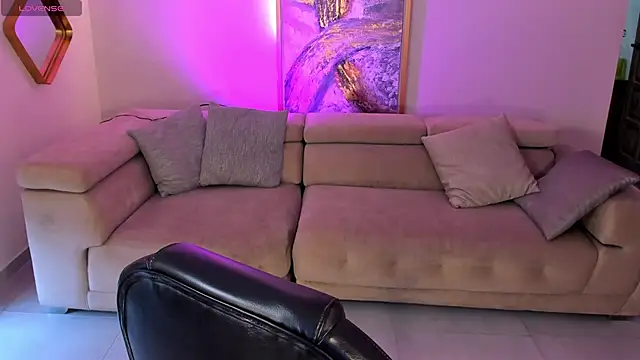 HannaConnor  online show from 06-08-26, 10:21