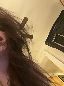 holyeroticss online show from 01-04-25, 01:42