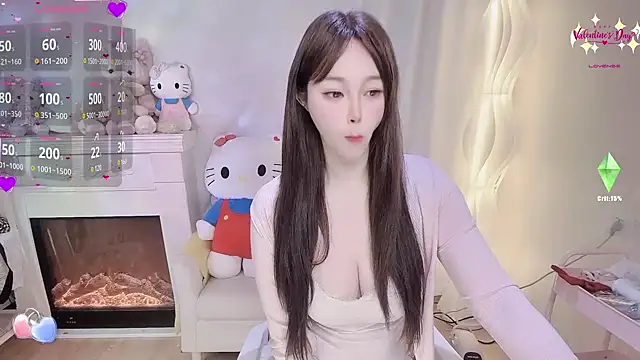 Kiss-18 online show from 11-22-25, 01:59