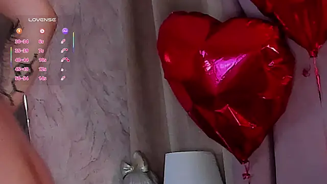 Snapshot of Eva_Cramer chatting on 02-24-25, 12:30 Eva Cramer online show from 02-24-25, 12:30