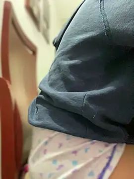 Salome golvert online show from 03-06-25, 02:51