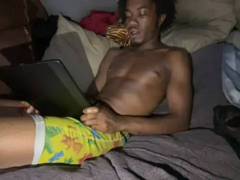 SlimeCrownzOut5 online show from 11-07-25, 07:41