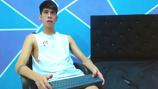 jhony-sex online show from 12-20-24, 04:20