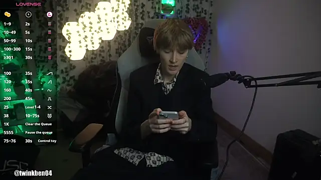 twinkben online show from 09-25-25, 07:39