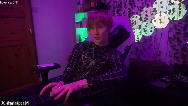 twinkben online show from 02-06-26, 03:33