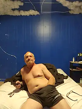 justjerkinaround666 online show from 03-31-26, 04:18