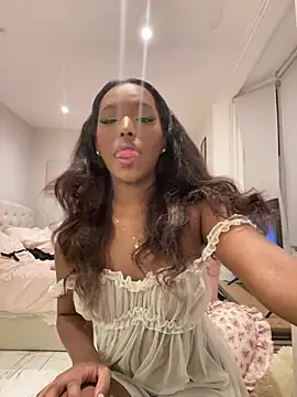 princesslola666 online show from 01-12-26, 05:18