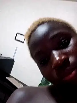 Snapshot of JemaimaPrincess chatting on 02-10-25, 03:46 JemaimaPrincess online show from 02-10-25, 03:46