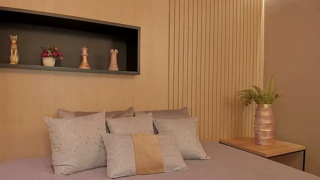 IrisBaker online show from 02-21-25, 10:15