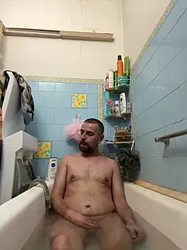 Huncutkuki online show from 12-18-24, 03:33