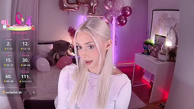 LoryWood online show from 12-05-25, 04:14